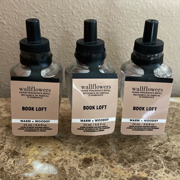 📚BOOK LOFT, BBW / WB, Three (3)-Wallflower Home Fragrance Refills, NWT & Sealed - Picture 1 of 3